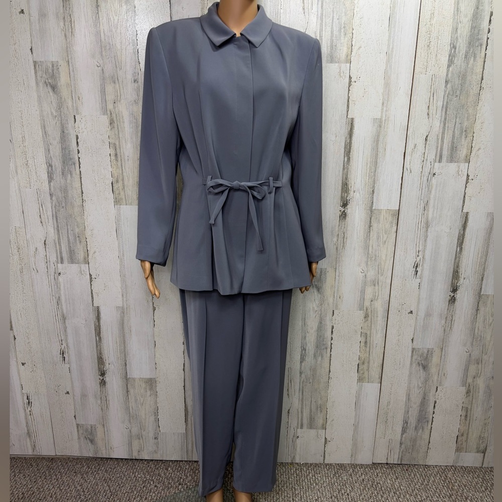 Kasper Vintage 90’s Two-Piece Pant Suit in‎ Slate Gray